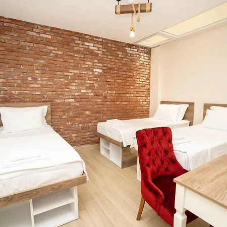 Harakop Hotel *
